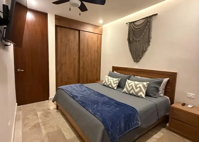 Stylish 1br Ocean View Near 5th Ave Aparthotel *
